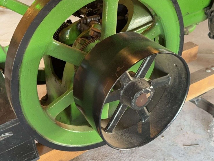 root-and-vandervoort-john-deere-4-horse-hit-and-miss-engine-with-cart-image-27