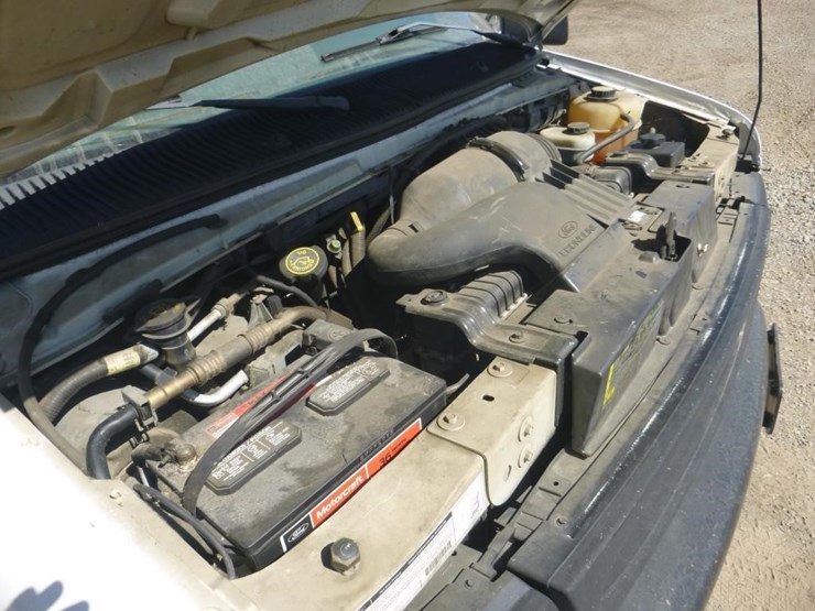 2002-ford-e350-image-11