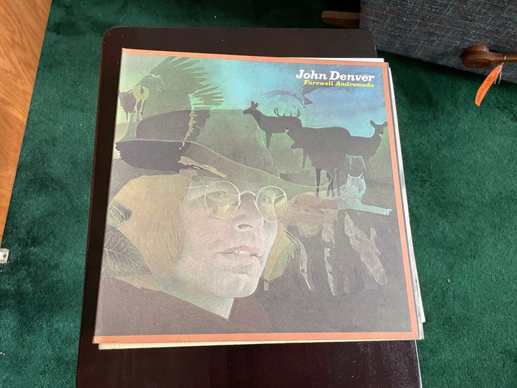 #7323-•-(4)-vinyl-records-image-3