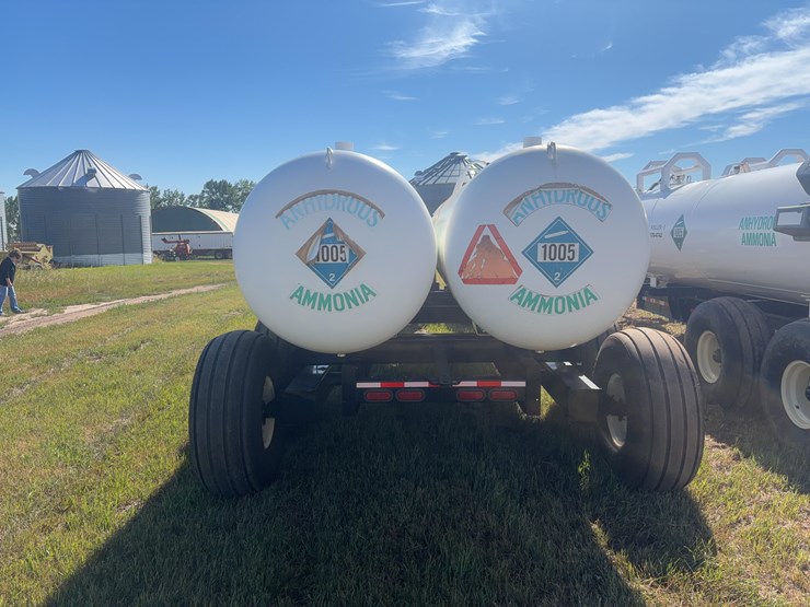 2021-b&b-double-anhydrous-tank-trailer-image-6