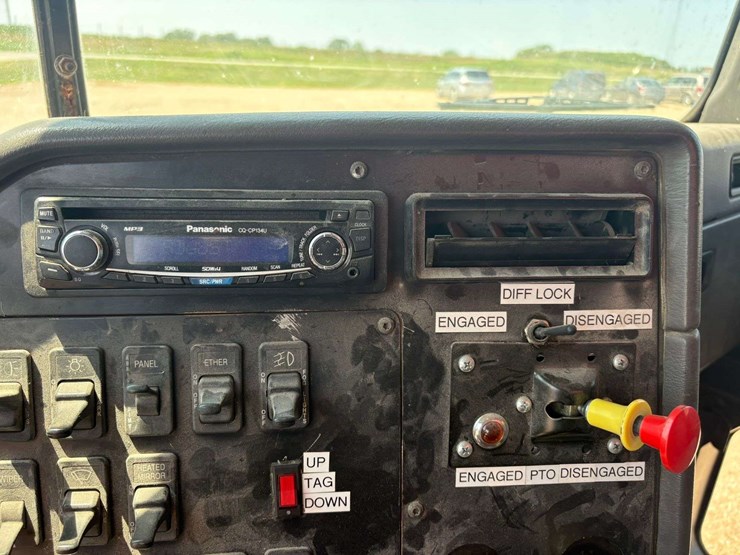 1998-international-9100-image-12