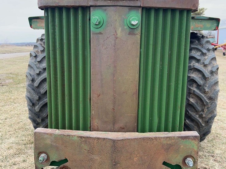 john-deere-70-image-9