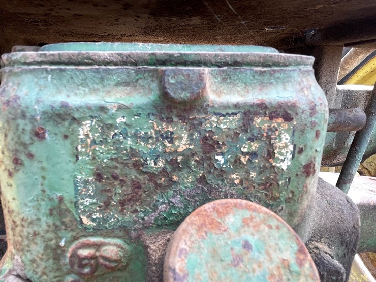 john-deere-70-image-39