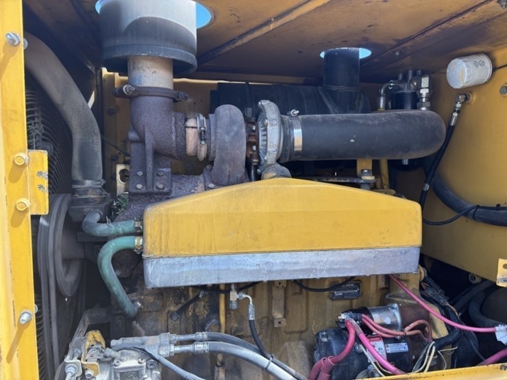 1995-deere-644g-image-17