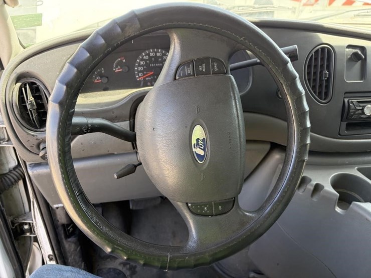 2003-ford-e350-sd-image-14