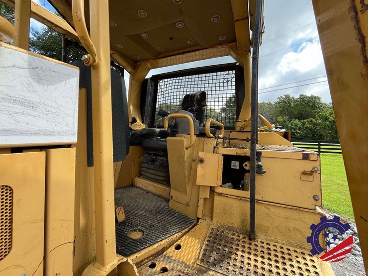 caterpillar-d6r-xl-image-58
