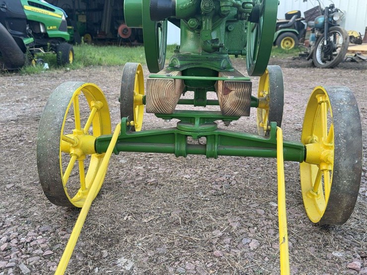 john-deere-112-image-23