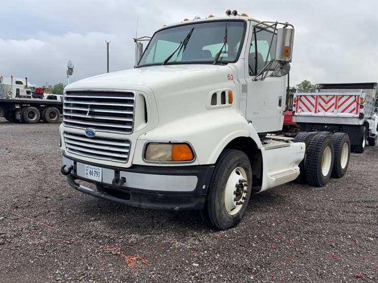 1997-ford-tractor-image-1