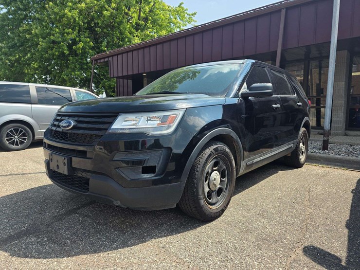2018-ford-explorer-police-interceptor-image-2