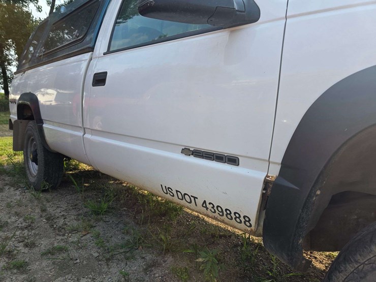 1999-chevrolet-silverado-2500-image-9