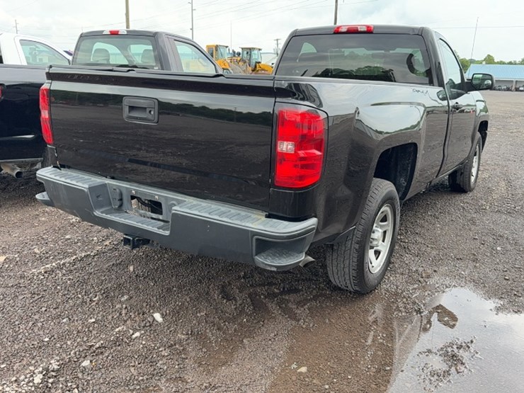 2017-chevrolet-1500-image-7