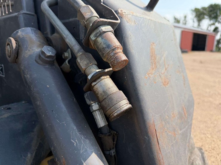 2001-new-holland-ls170-image-33