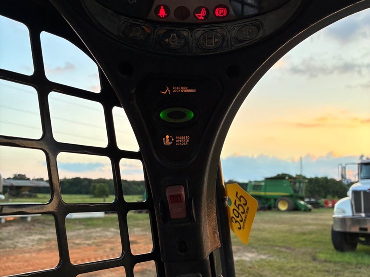 bobcat-t595-image-14