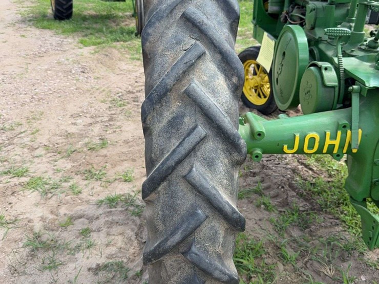 john-deere-model-b-image-18