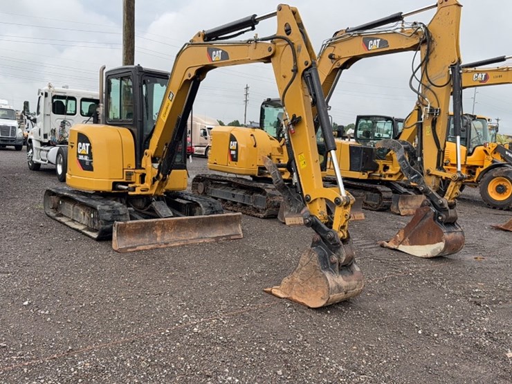 caterpillar-305.5-image-3