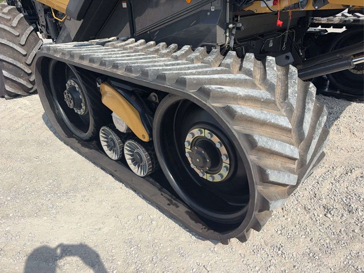 2021-claas-lexion-760-image-10
