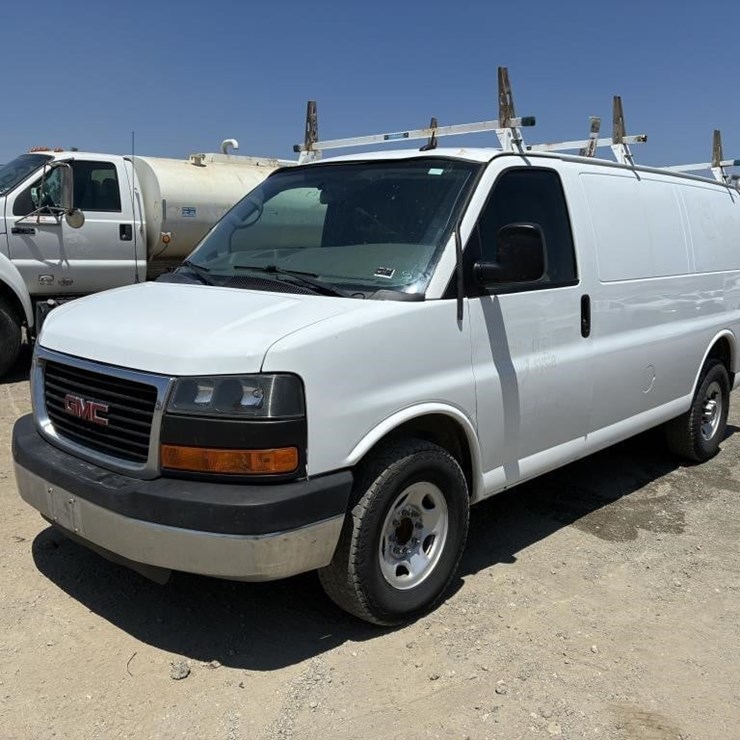 2015 GMC SAVANA G2500