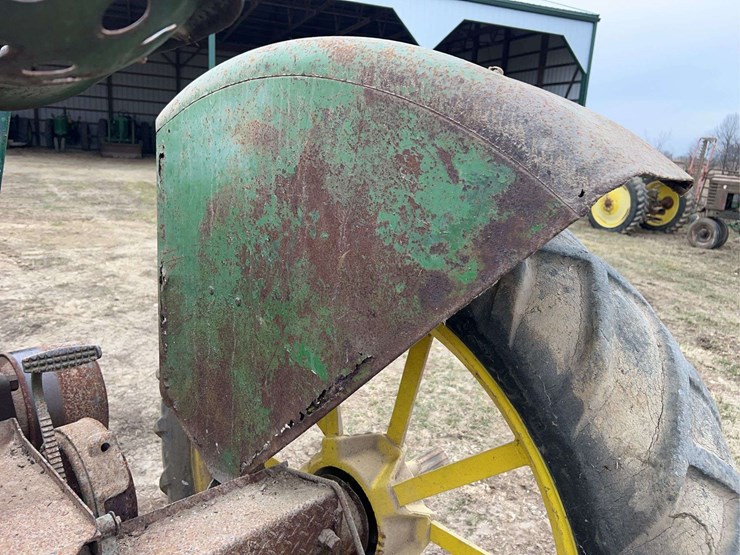 john-deere-model-b-image-42
