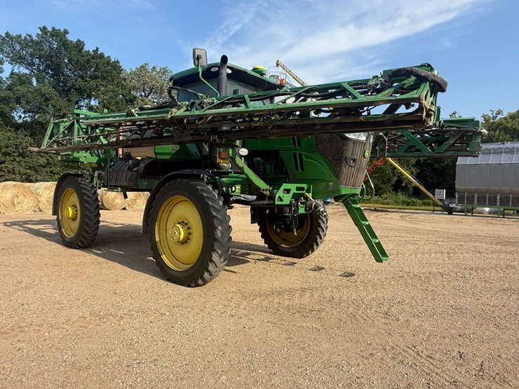 2014-john-deere-r4038-image-9