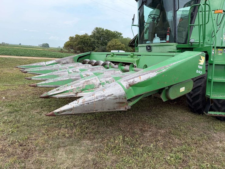 john-deere-643-image-24