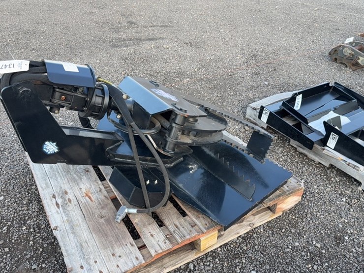 #2017-•-blue-diamond-skid-steer-rotating-grapple-image-1