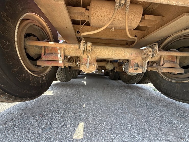 1982-aztec-50’-x-108”-4-axle-mech-rgn-lowboy-trailer-image-6