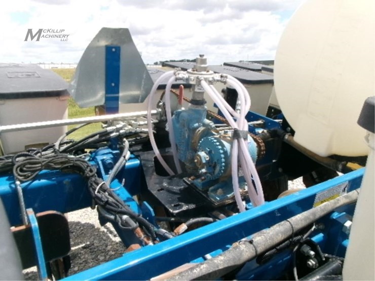 2014-kinze-3000-image-14