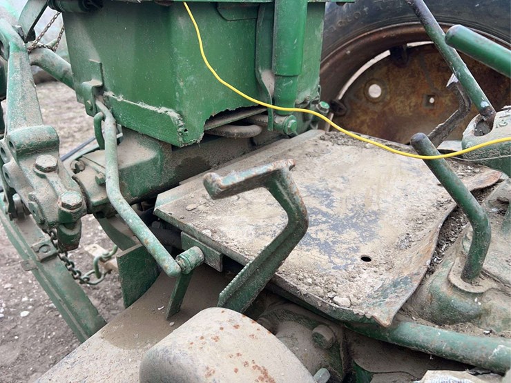 john-deere-70-image-27