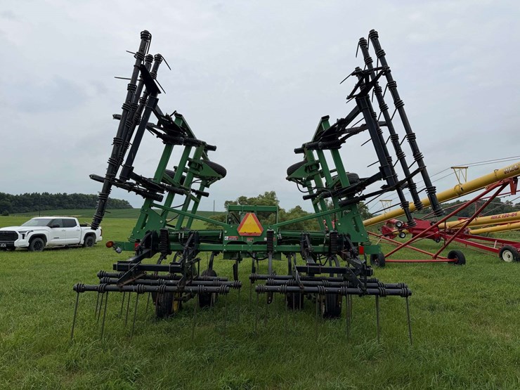 john-deere-680-image-7