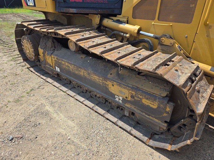 2008-caterpillar-c4.4-image-43