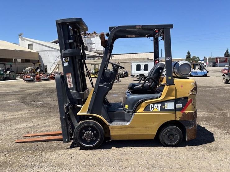 2016-caterpillar-2c6000-image-5