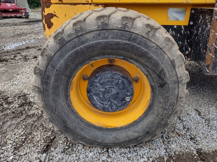 jcb-930-image-28