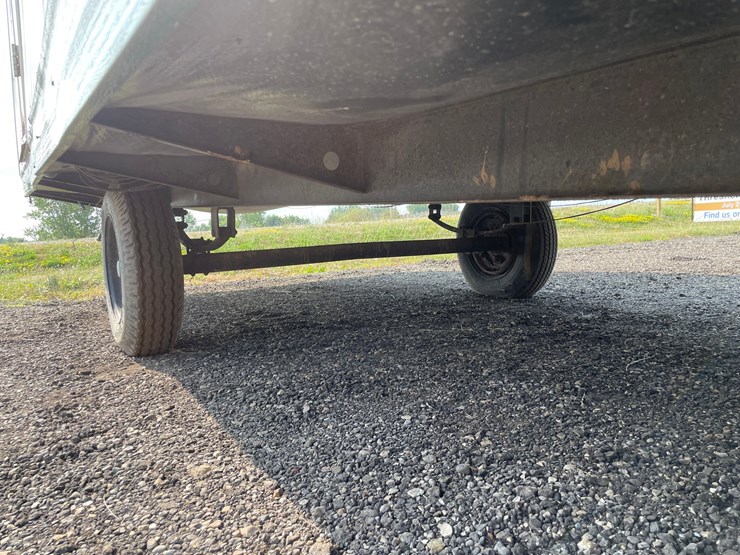 #4483-•-26'-single-axle-job-trailer-image-13