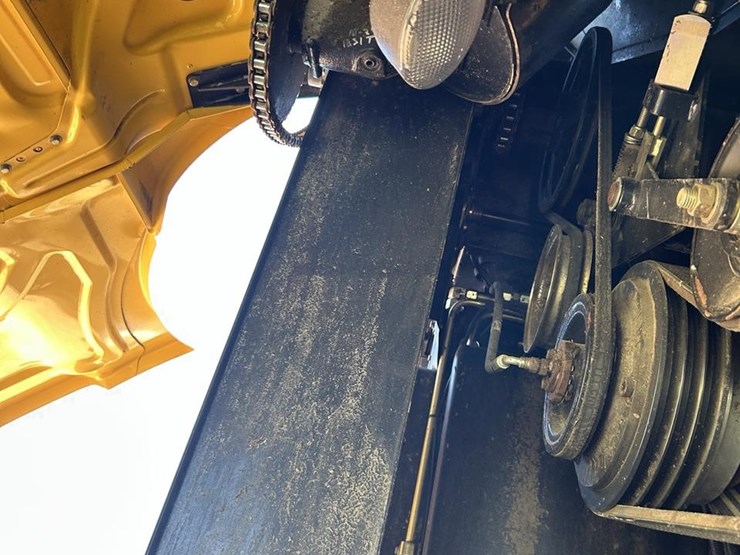 2013-new-holland-cx8080-image-43