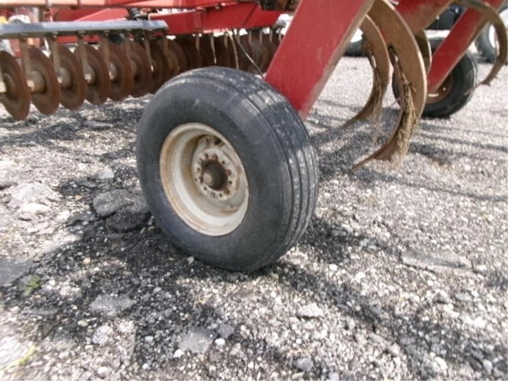 case-ih-6650-image-11