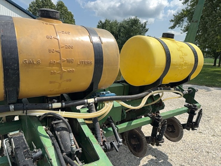 john-deere-7000-image-13