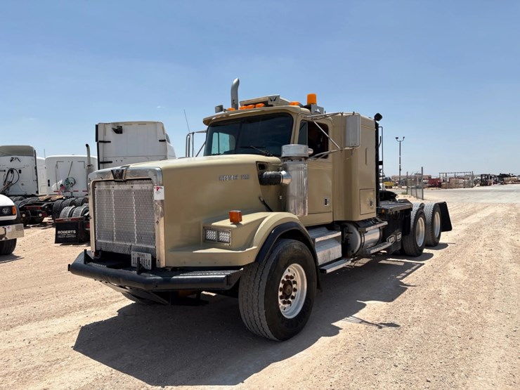 1995-western-star-4900-image-2