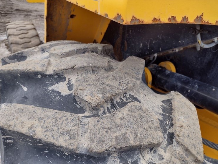 jcb-930-image-27