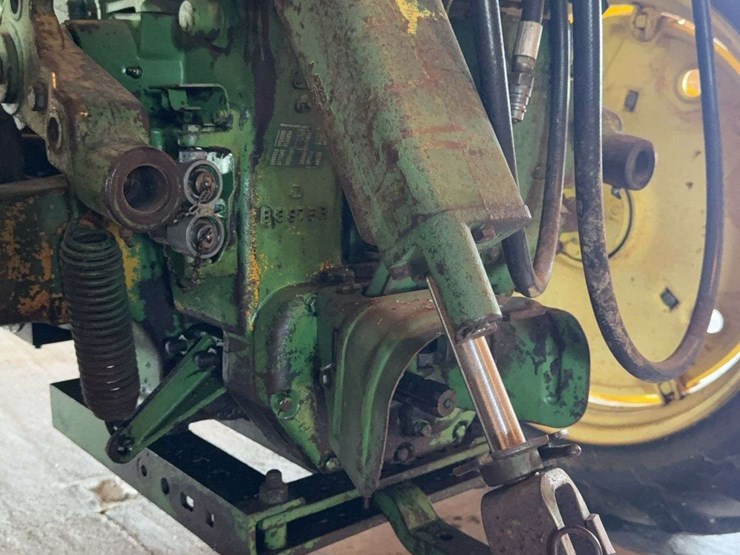 john-deere-530-image-39