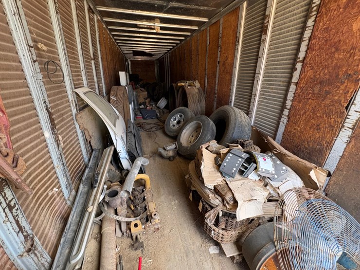pallet-of-rex-22-triple,-double,-&-single-roller-chain-w/-assorted-truck-parts,-wheels-&-tires-image-1