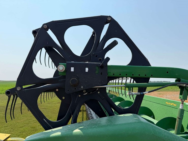 john-deere-630f-image-12