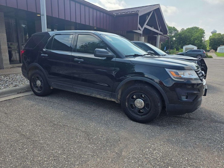 2018-ford-explorer-police-interceptor-image-7