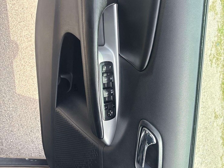 2015-dodge-journey-image-11