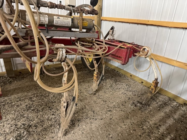 7-shank-anhydrous-bar-image-13