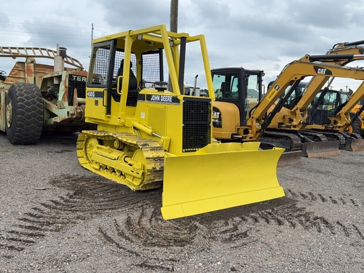 john-deere-450-image-3