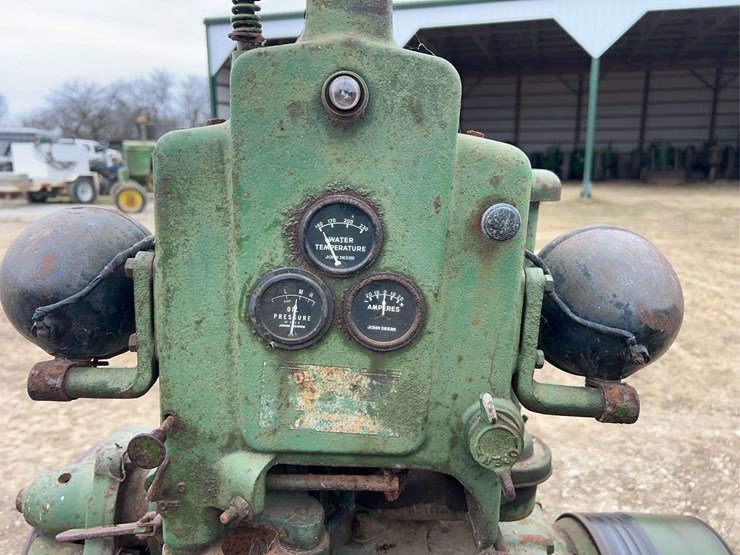 john-deere-model-b-image-38