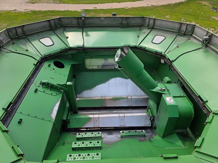 2007-john-deere-9760-sts-image-36