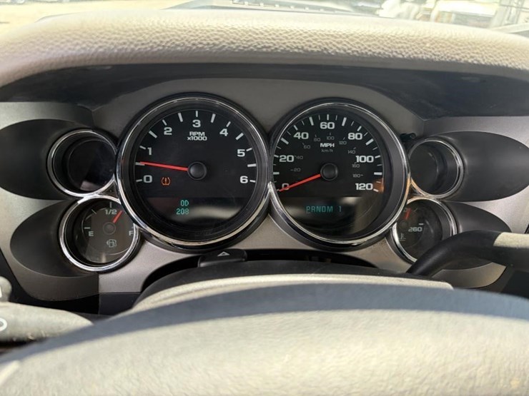 2009-chevrolet-silverado-2500-image-16