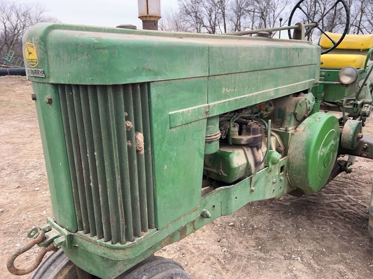 john-deere-70-image-13