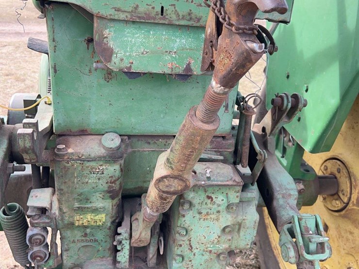 john-deere-630-image-39